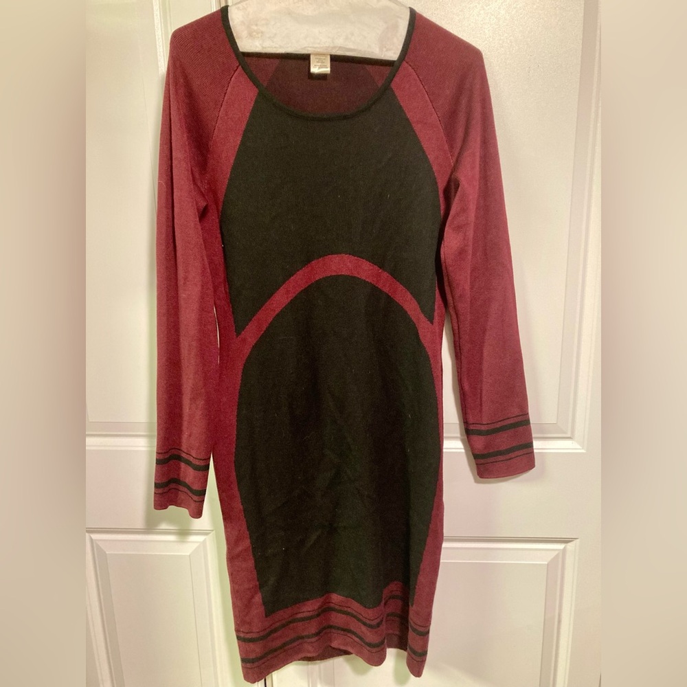 Max Studio Body Con Knit Dress (Medium)